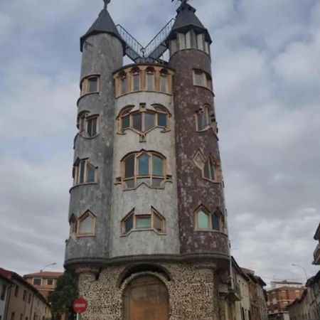 Una Ciudad Por Descubrir Valencia de Don Juan Exterior photo